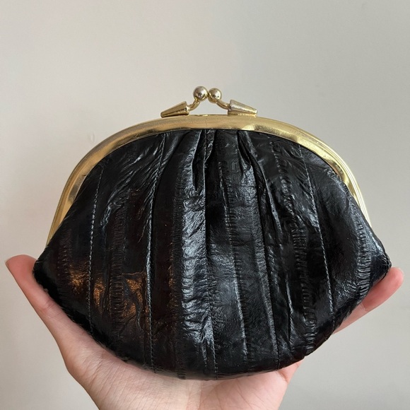 Vintage 80s 100 % Eel Skin Black Double Coin Pouch - Picture 2 of 6